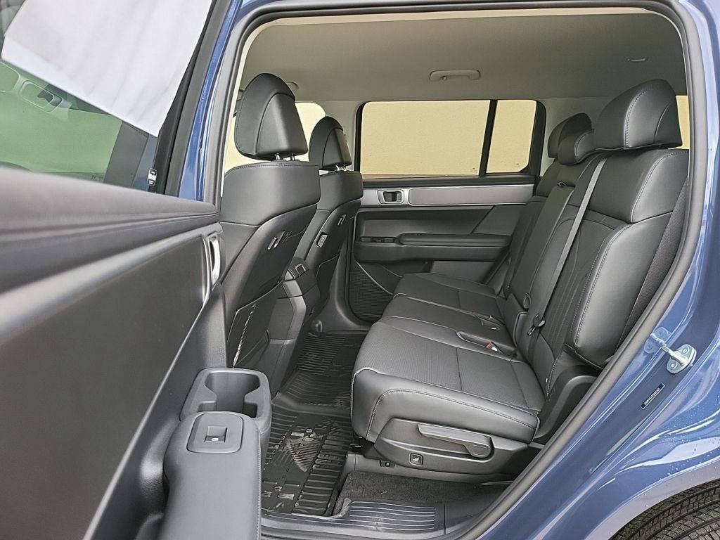 2025 Hyundai Santa Fe SEL 13