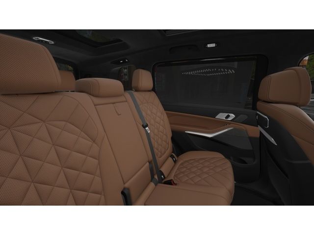 Thumbnail: 2026 BMW X7 - 12