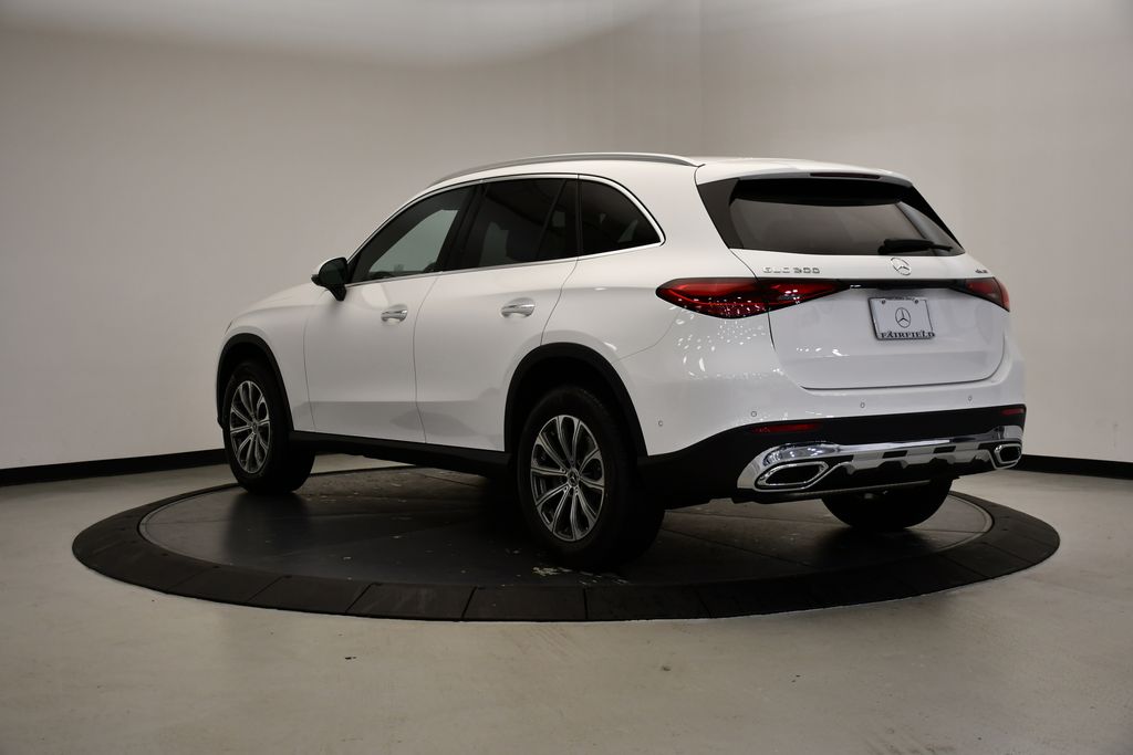 Thumbnail: 2026 Mercedes-Benz GLC - 3