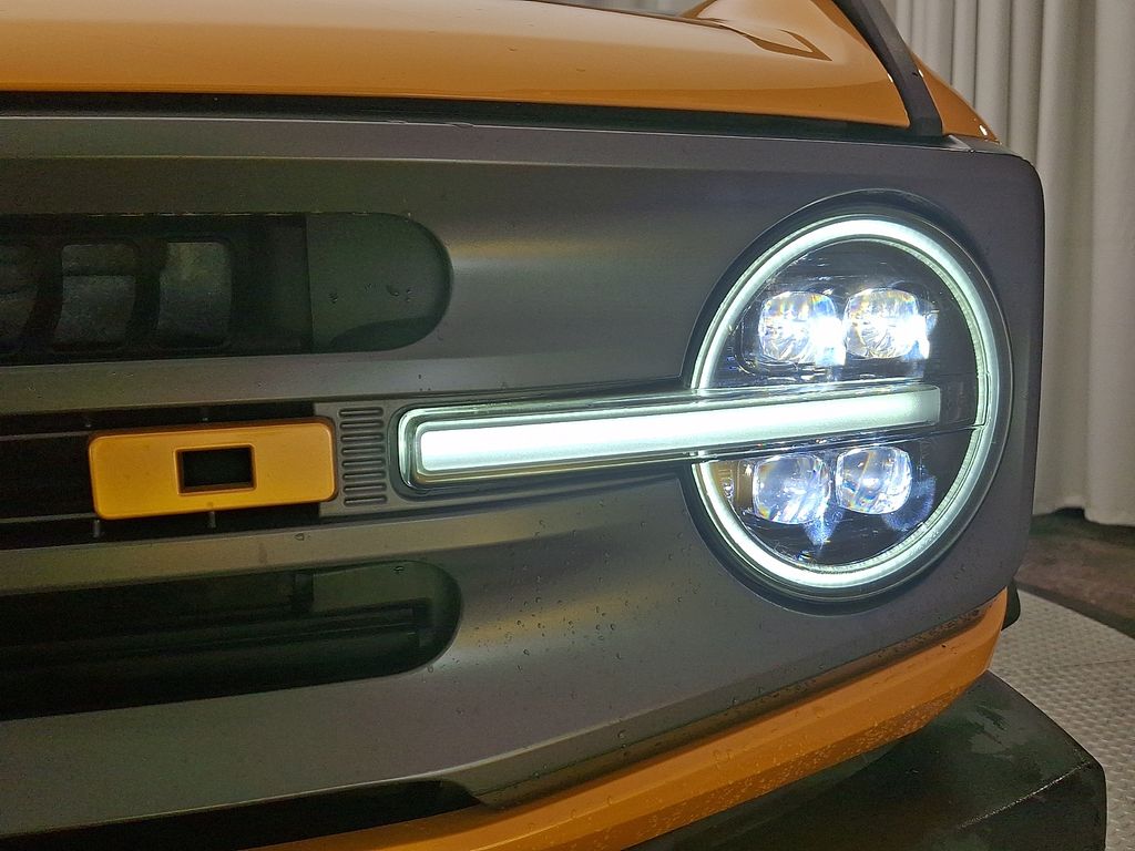 Thumbnail: 2022 Ford Bronco - 9