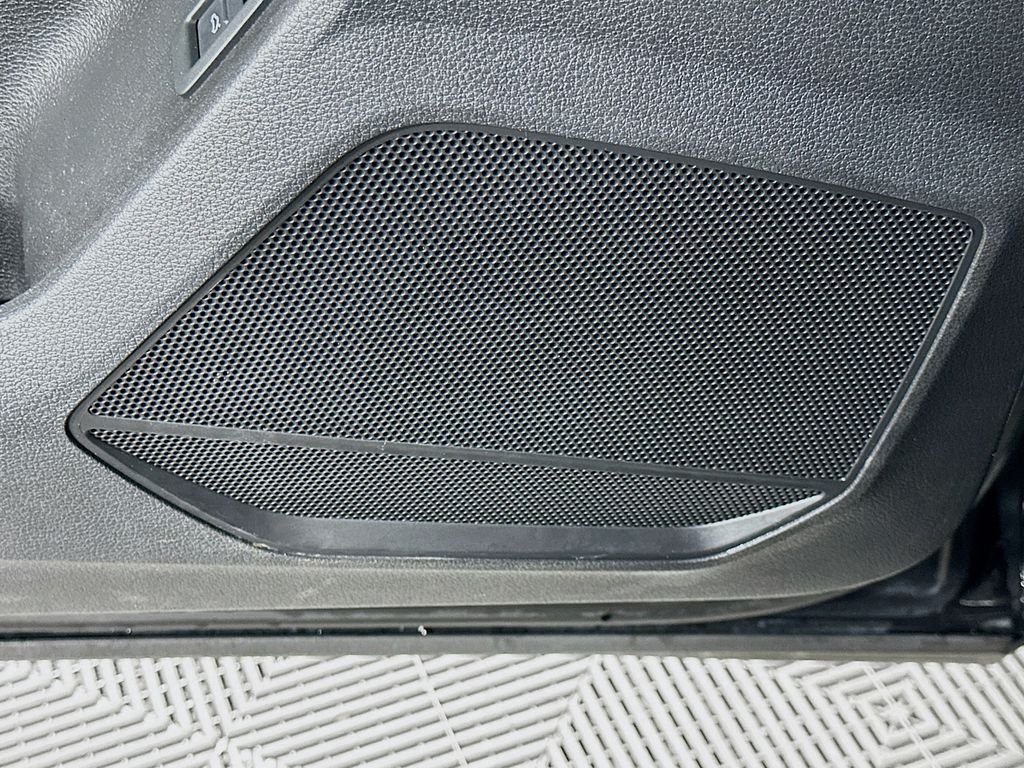 Thumbnail: 2019 Audi Q3 - 18