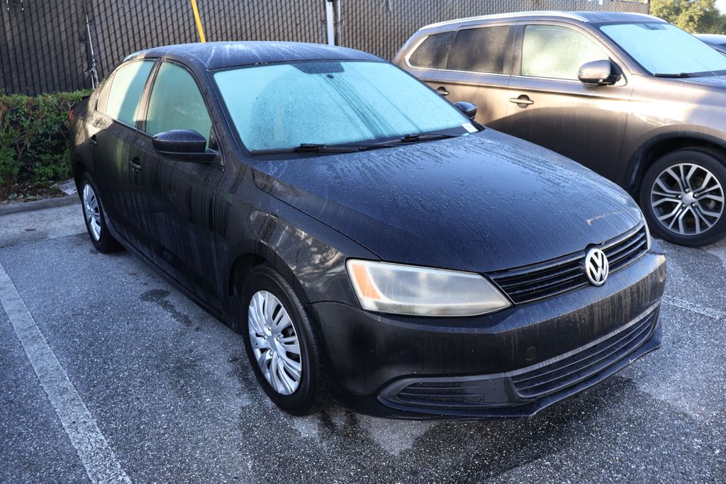 Thumbnail: 2011 Volkswagen Jetta - 6