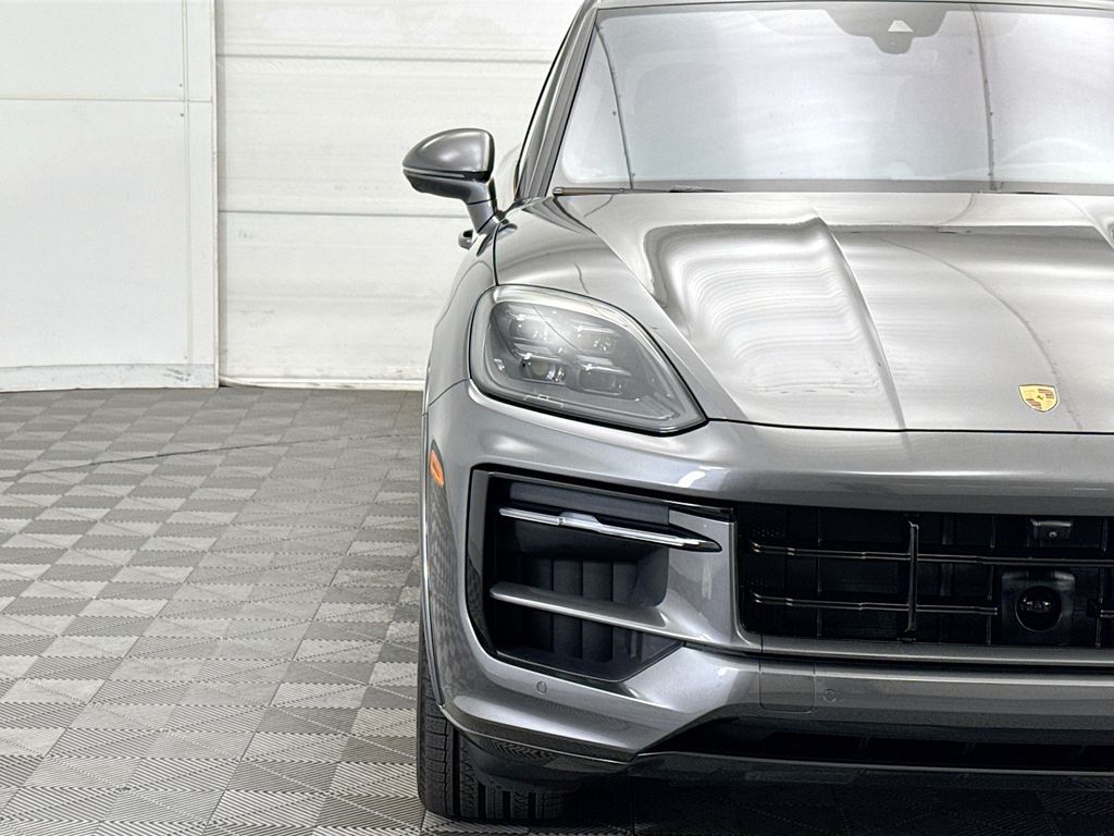 Thumbnail: 2025 Porsche Cayenne - 12