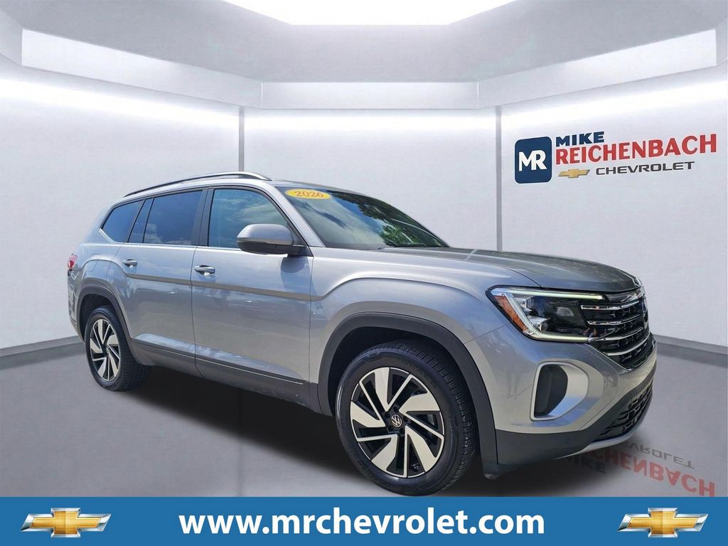 Silver Mist Metallic 2026 Volkswagen Atlas SUV / Crossover Front-Wheel Drive 8-Speed Automatic