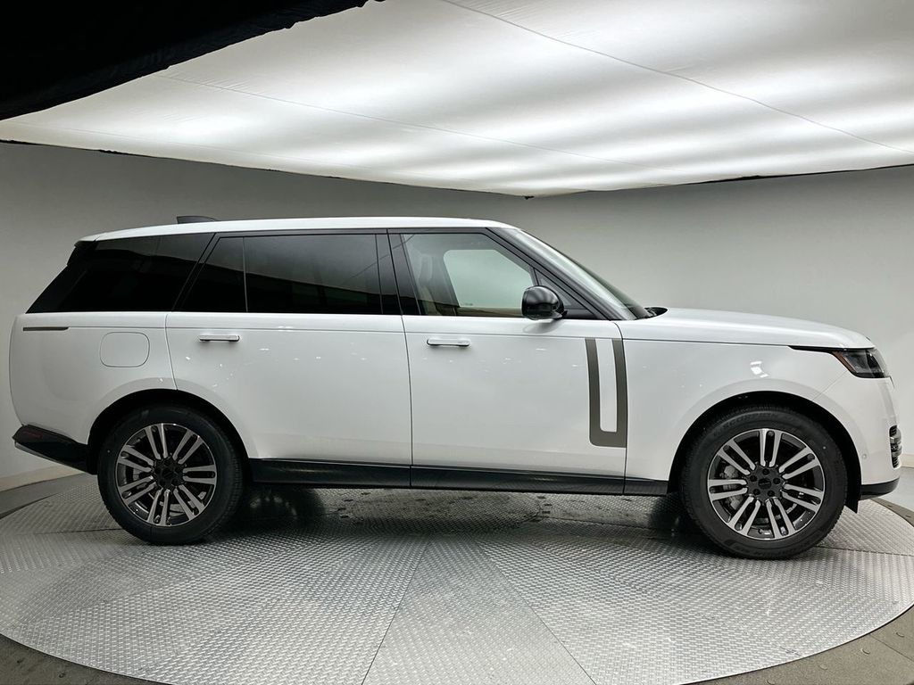 Thumbnail: 2026 Land Rover Range Rover - 12
