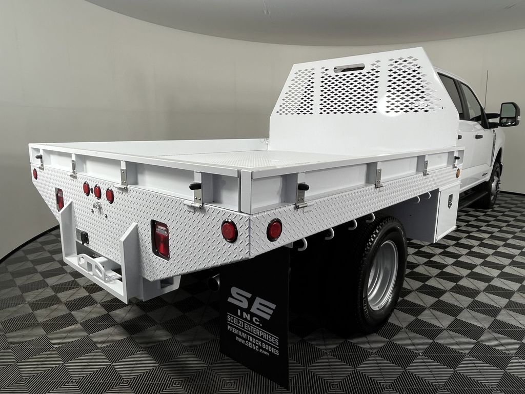 2025 Ford F-350 XL Crew Cab 60 CA 4WD, Scelzi Gooseneck Flatbed 9F0159 for sale #9F0159 - photo 6