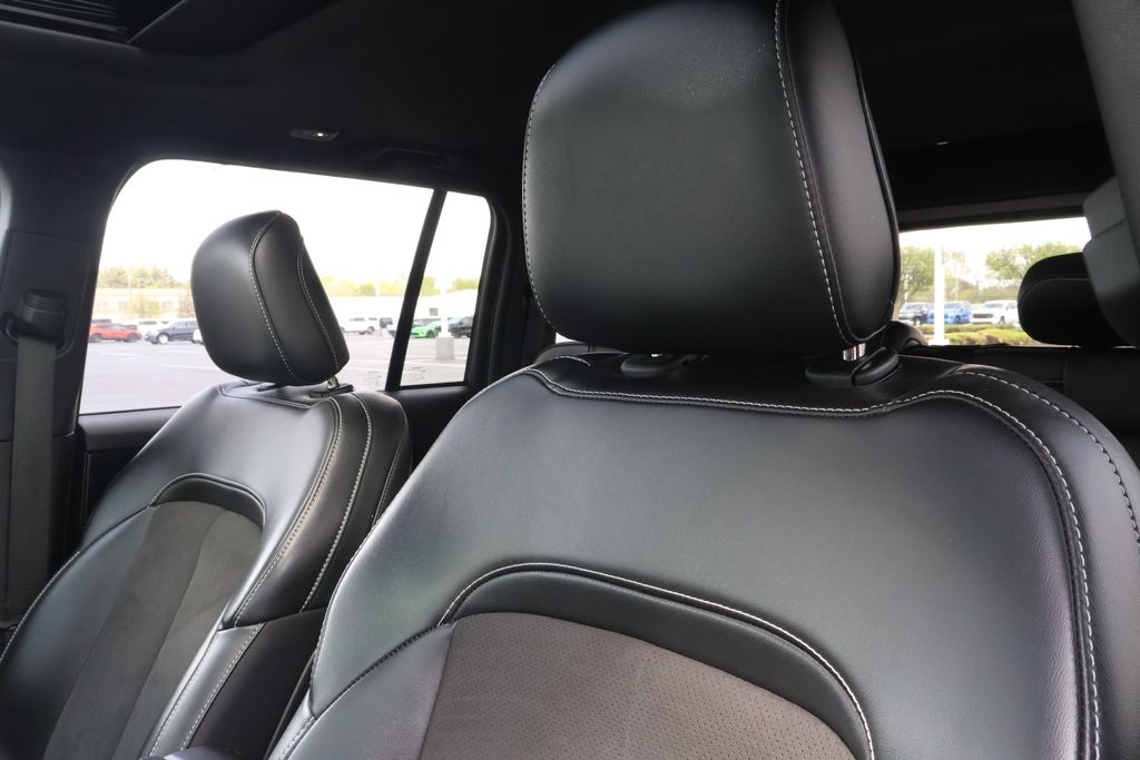 Thumbnail: 2023 Jeep Grand Cherokee - 15