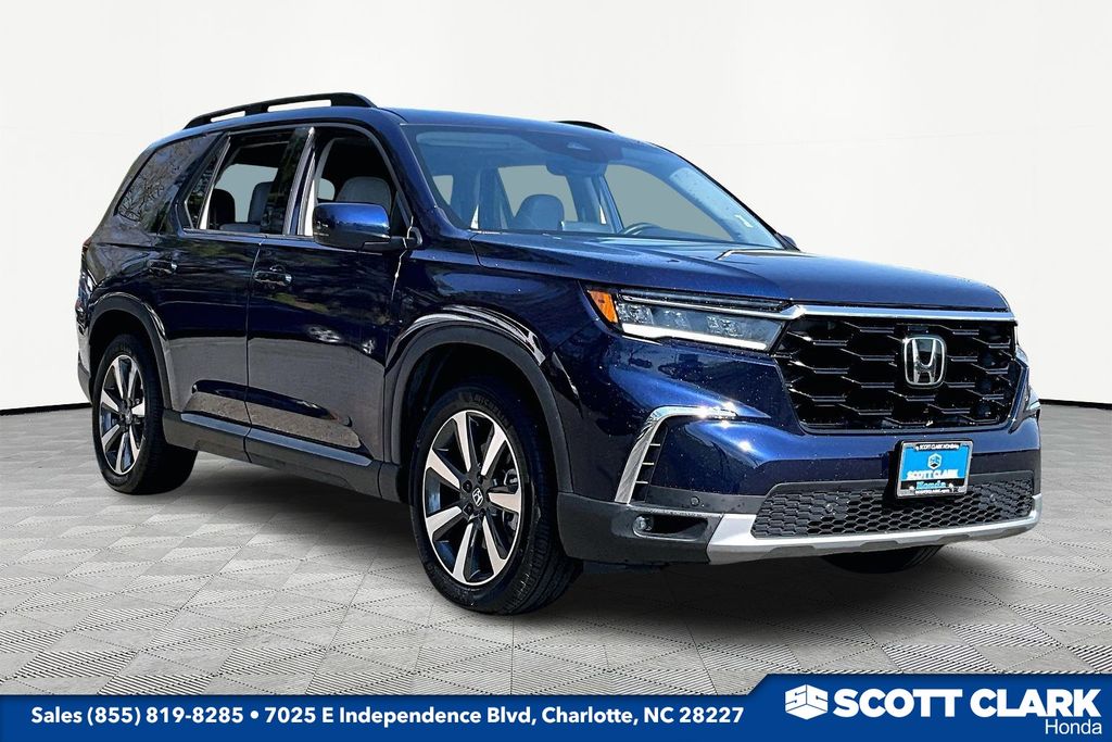 2025 Honda Pilot Touring