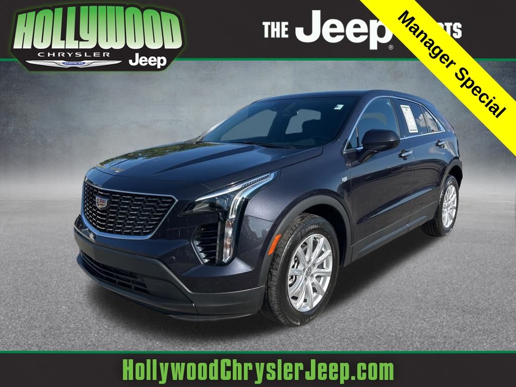 Galactic Gray Metallic 2023 Cadillac XT4 Luxury FWD SUV / Crossover Front-Wheel Drive 9-Speed Automatic