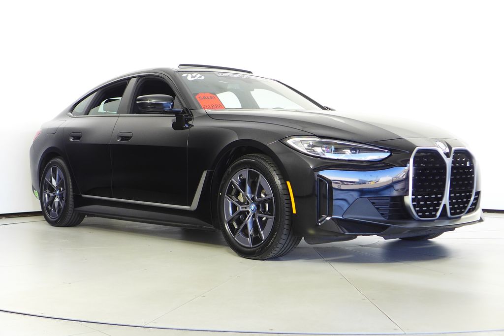 Thumbnail: 2023 BMW i4 - 4