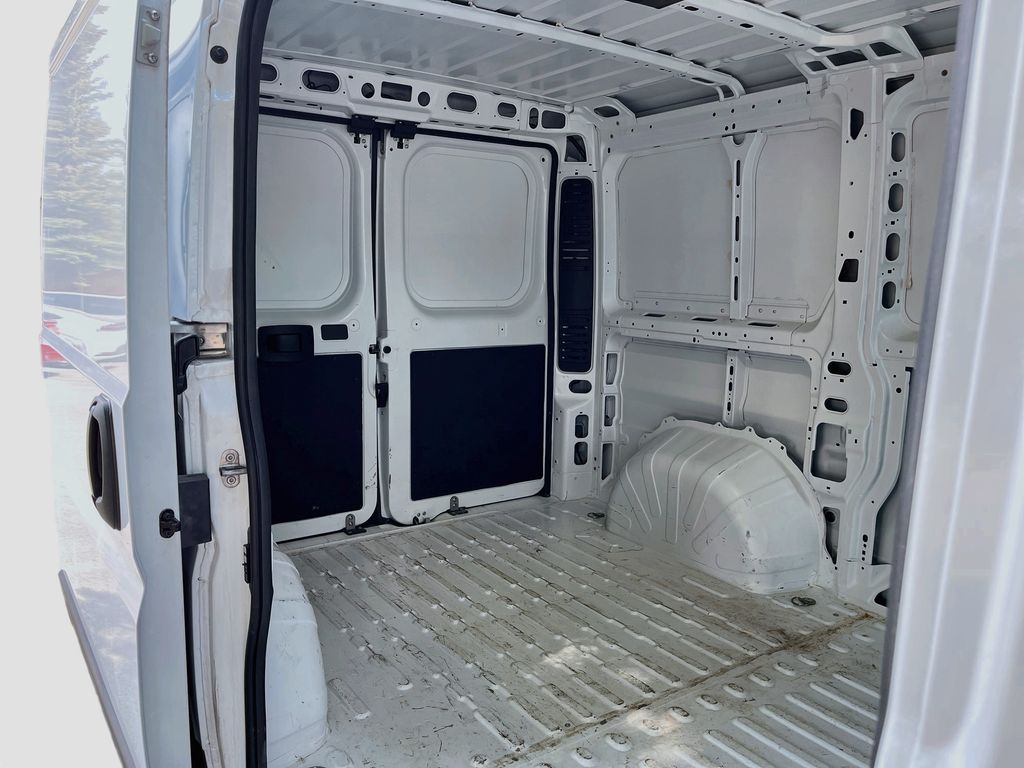 Used 2024 White Ram Low Roof image 23