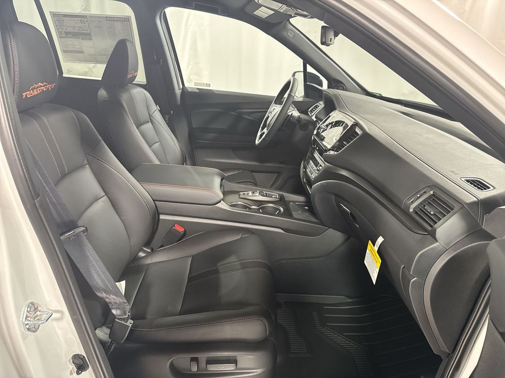 new 2025 Honda Ridgeline car, priced at $47,285