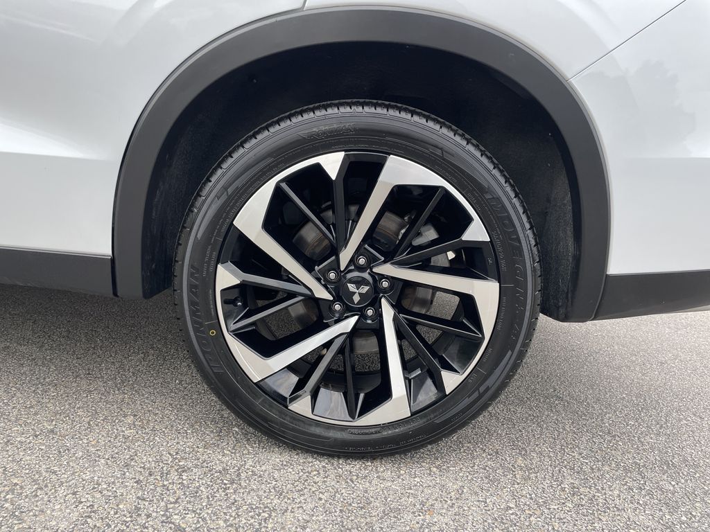 Used 2024 Mitsubishi Outlander SUV
