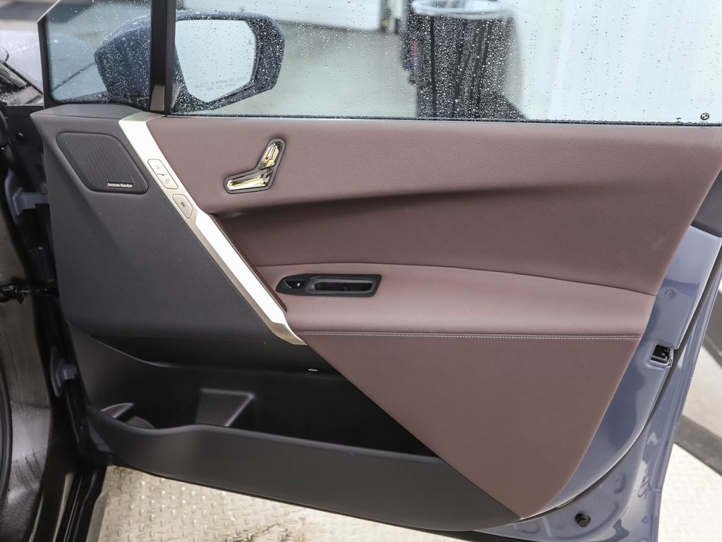 2023 BMW iX xDrive50 28