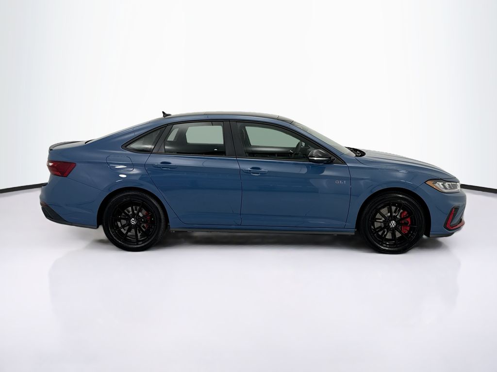 Thumbnail: 2026 Volkswagen Jetta - 4