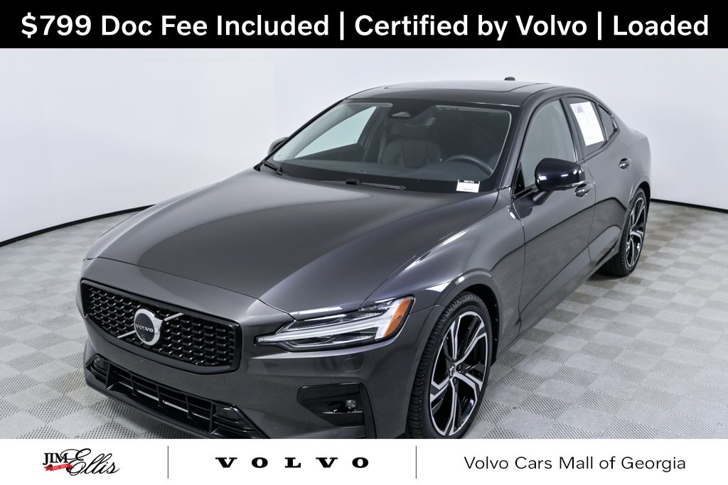 Platinum Gray Metallic 2025 Volvo S60 B5 Plus FWD Sedan Front-Wheel Drive Automatic