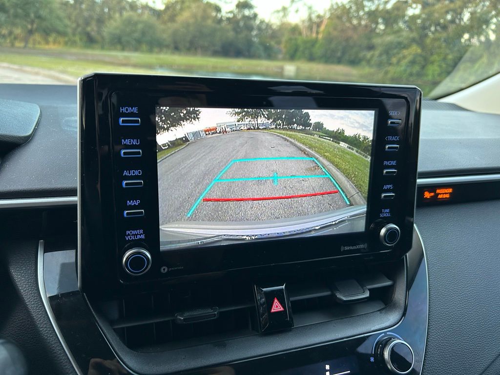 Thumbnail: 2021 Toyota Corolla - 24