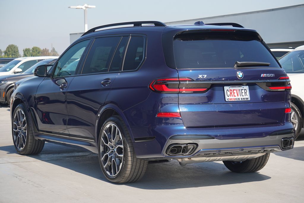 2025 BMW X7 M60i 7