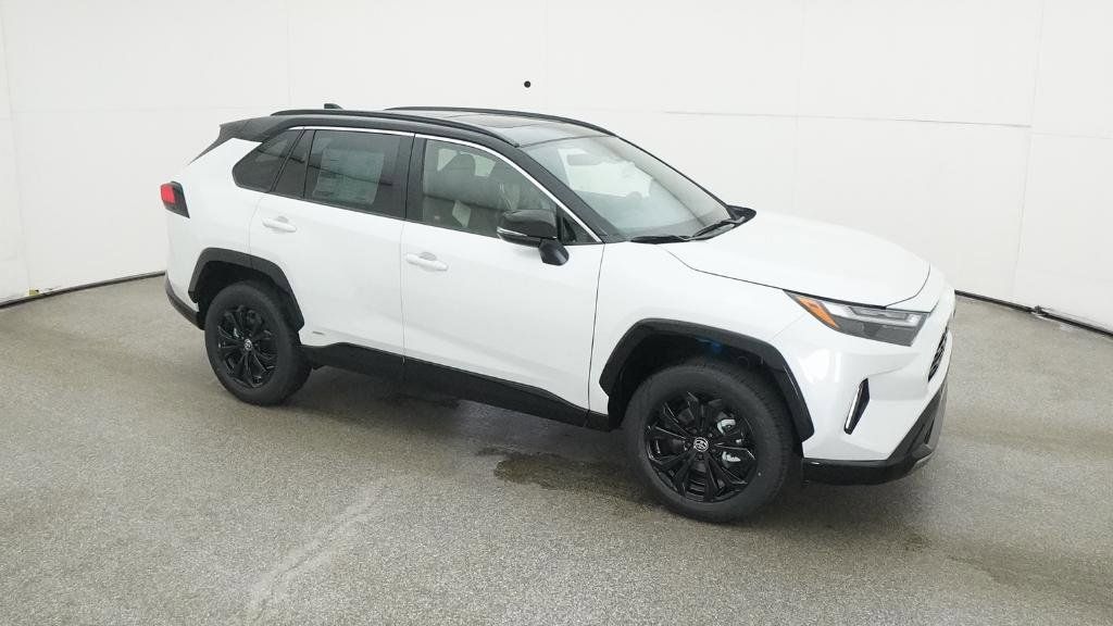 Thumbnail: 2025 Toyota RAV4 - 14