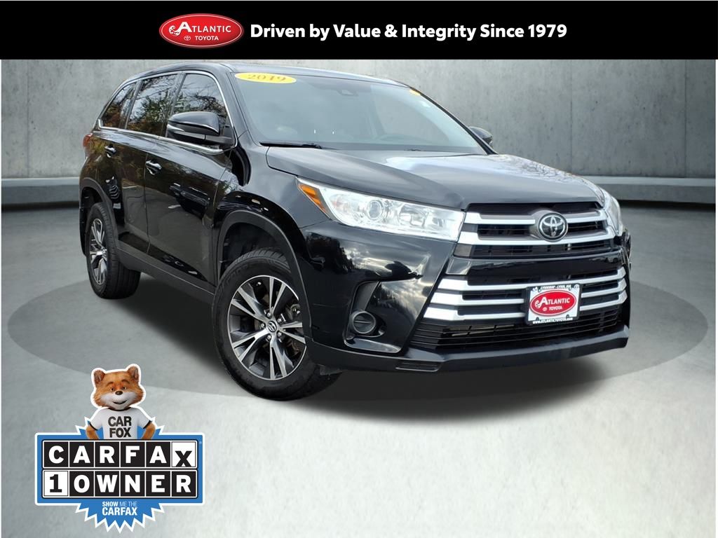 2019 Toyota Highlander LE