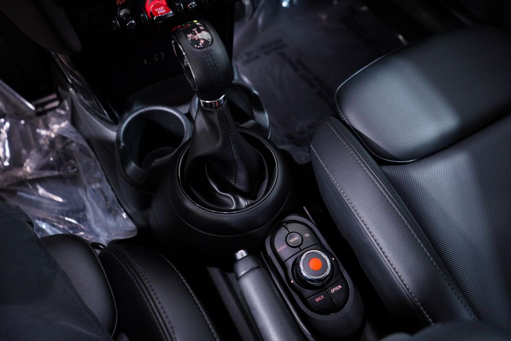 Thumbnail: 2018 MINI Cooper - 14