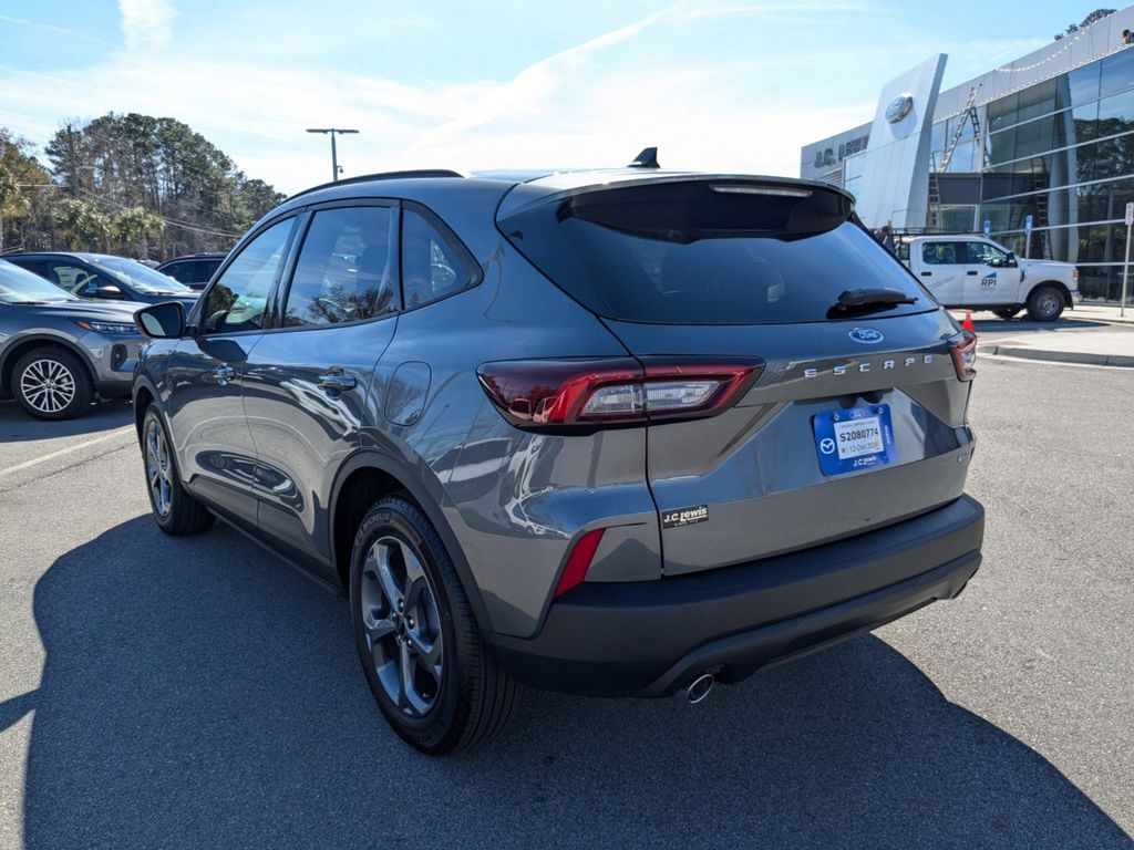 2025 Ford Escape ST-Line