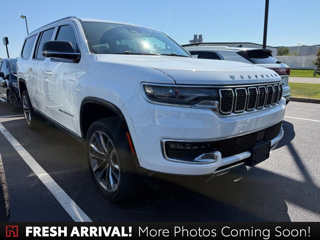 Bright White Clearcoat 2023 Jeep Wagoneer L SUV / Crossover Four-Wheel Drive 8-Speed Automatic
