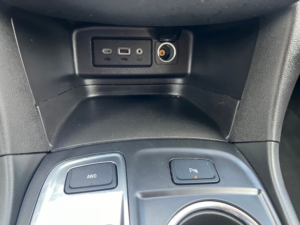 Used 2024 Chevrolet Equinox SUV