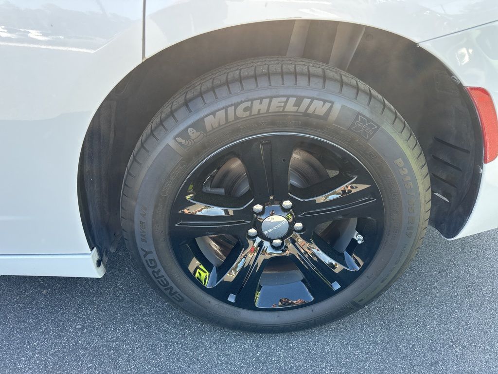 2022 White Knuckle Clearcoat Dodge Charger SXT RWD Sedan