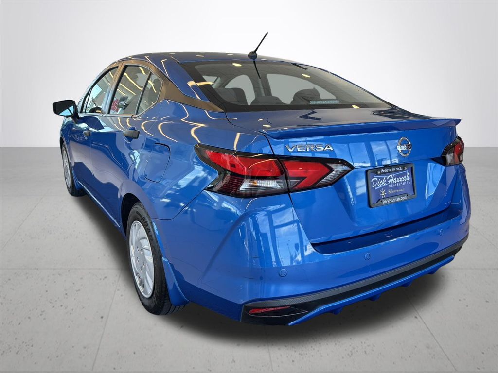 2022 Nissan Versa 1.6 S