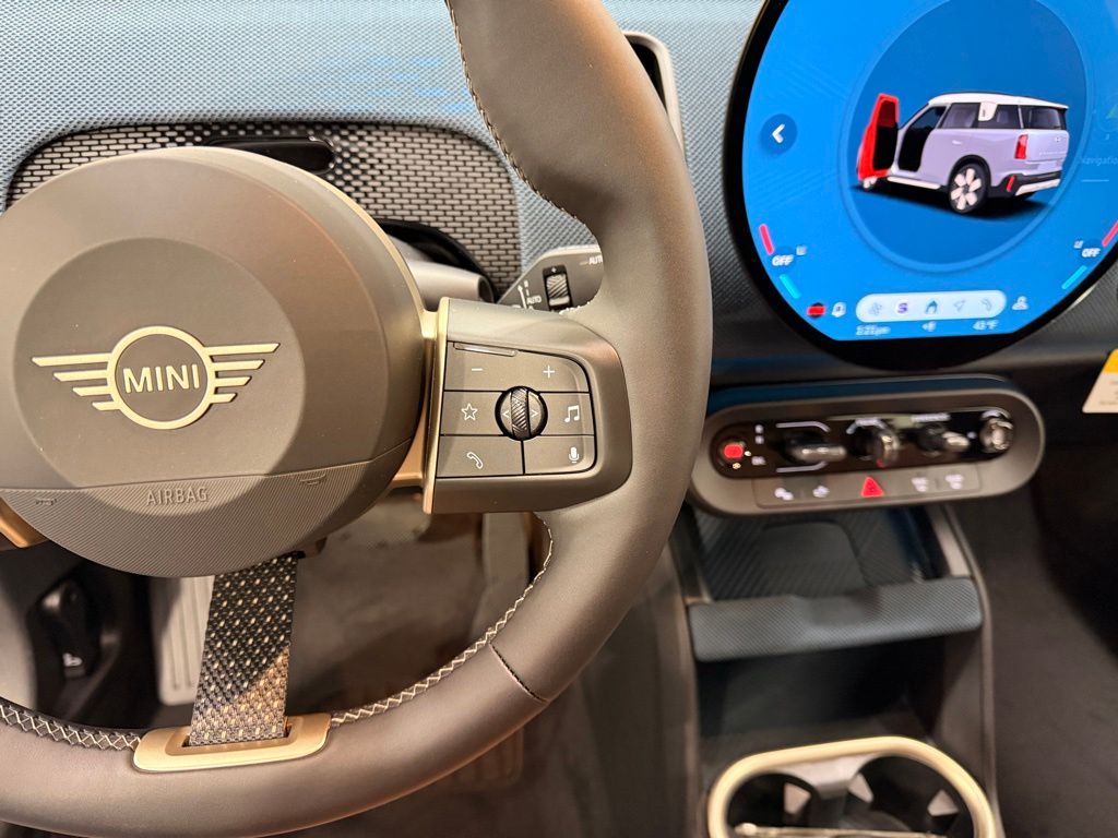 Thumbnail: 2027 MINI Cooper Countryman - 14