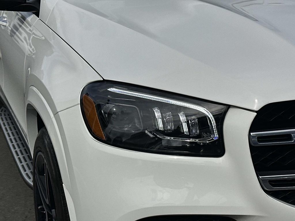 Thumbnail: 2022 Mercedes-Benz GLS - 4