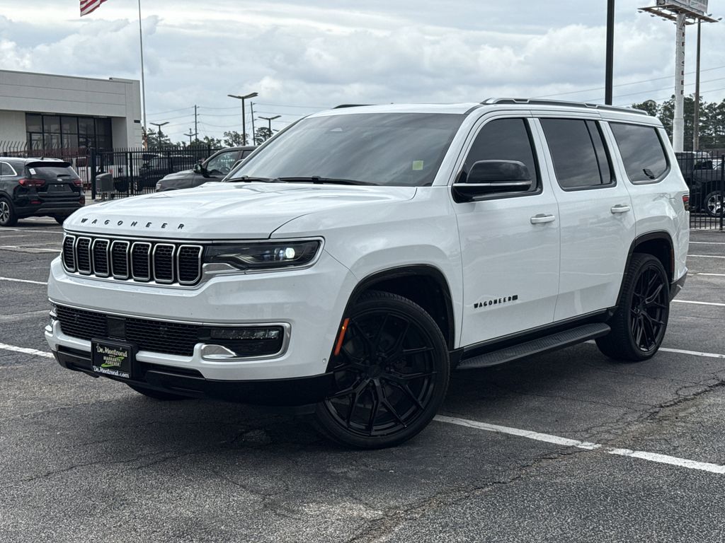 Bright White Clearcoat 2023 Jeep Wagoneer RWD SUV / Crossover 4X2 8-Speed Automatic