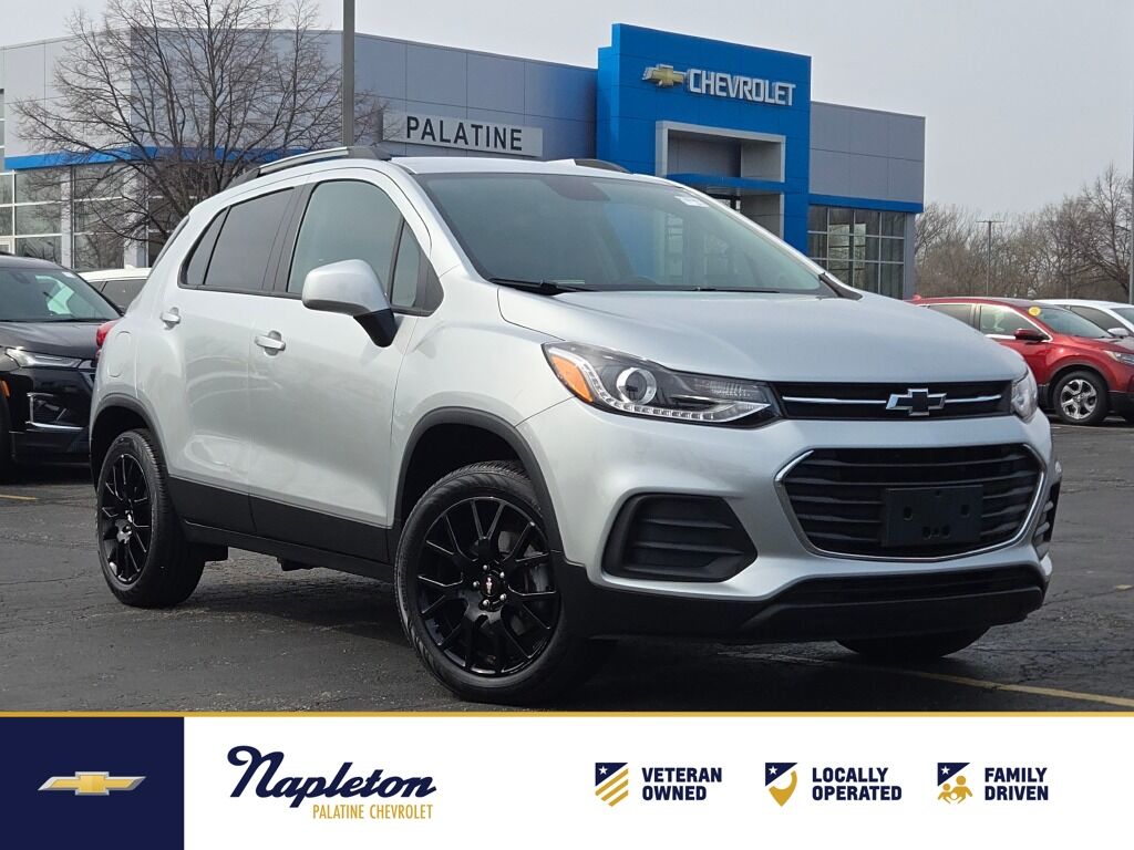 Silver Ice Metallic 2022 Chevrolet Trax LT AWD SUV / Crossover All-Wheel Drive 6-Speed Automatic