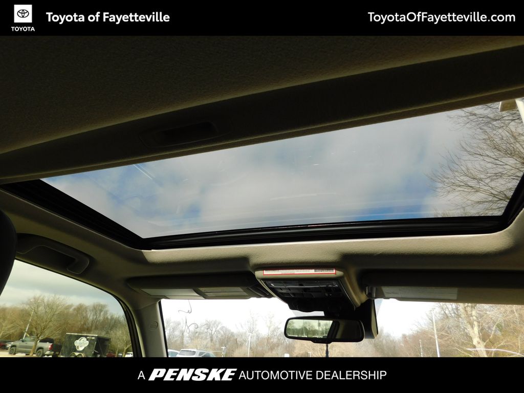 Thumbnail: 2024 Toyota 4Runner - 6