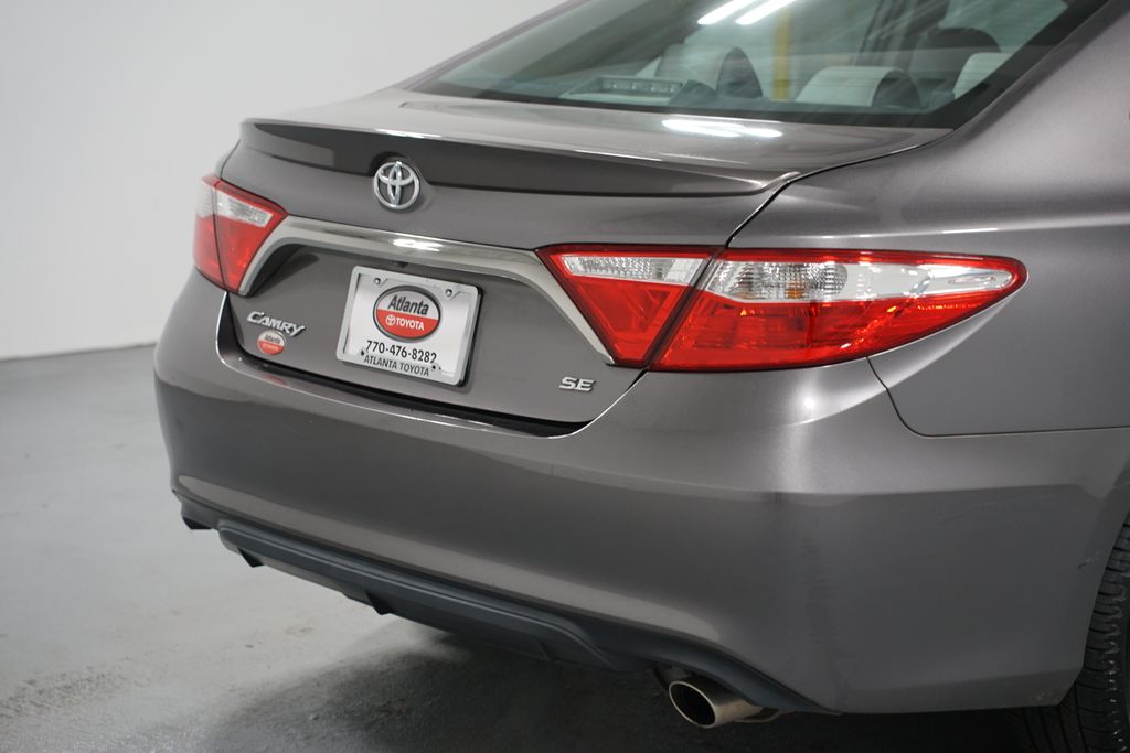 Thumbnail: 2017 Toyota Camry - 9