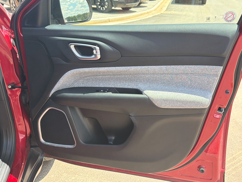 Used 2025 Red Jeep Latitude image 14