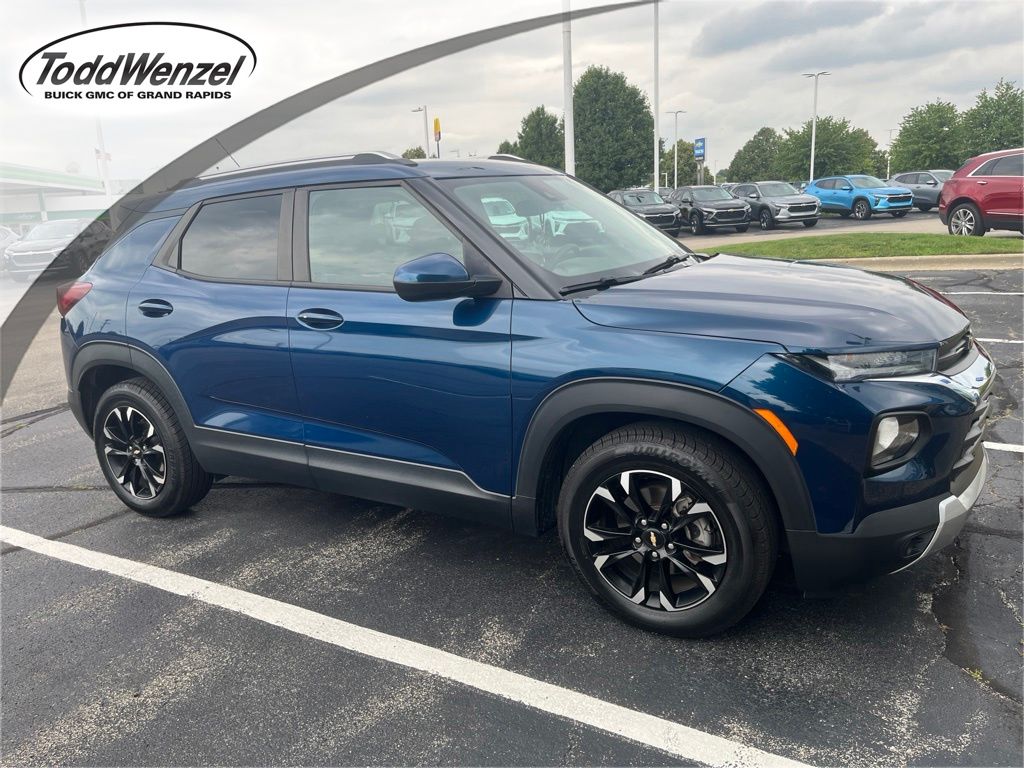 Pacific Blue Metallic 2021 Chevrolet Trailblazer SUV / Crossover Front-Wheel Drive Continuously Variable Transmission