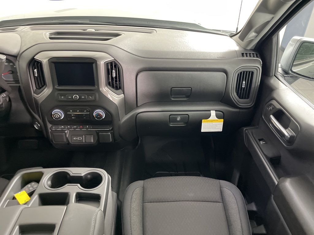 Thumbnail: 2026 Chevrolet Silverado 1500 - 15