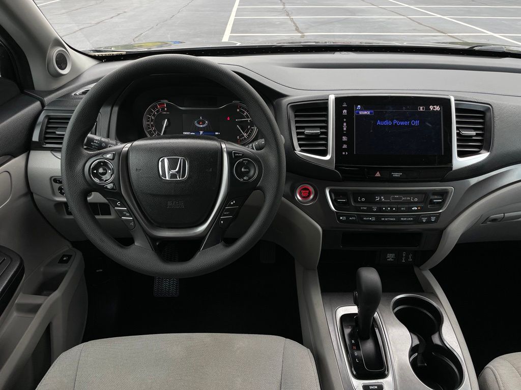 Thumbnail: 2018 Honda Pilot - 11