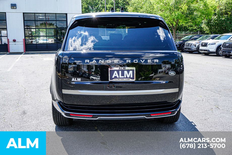 Used 2023 Black Land Rover SE image 11
