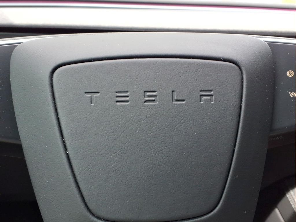 TeslaModel 325