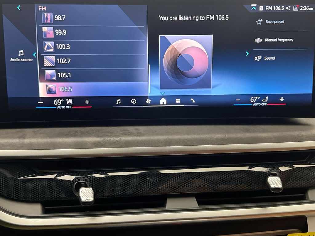 2024 BMW X7 xDrive40i 8