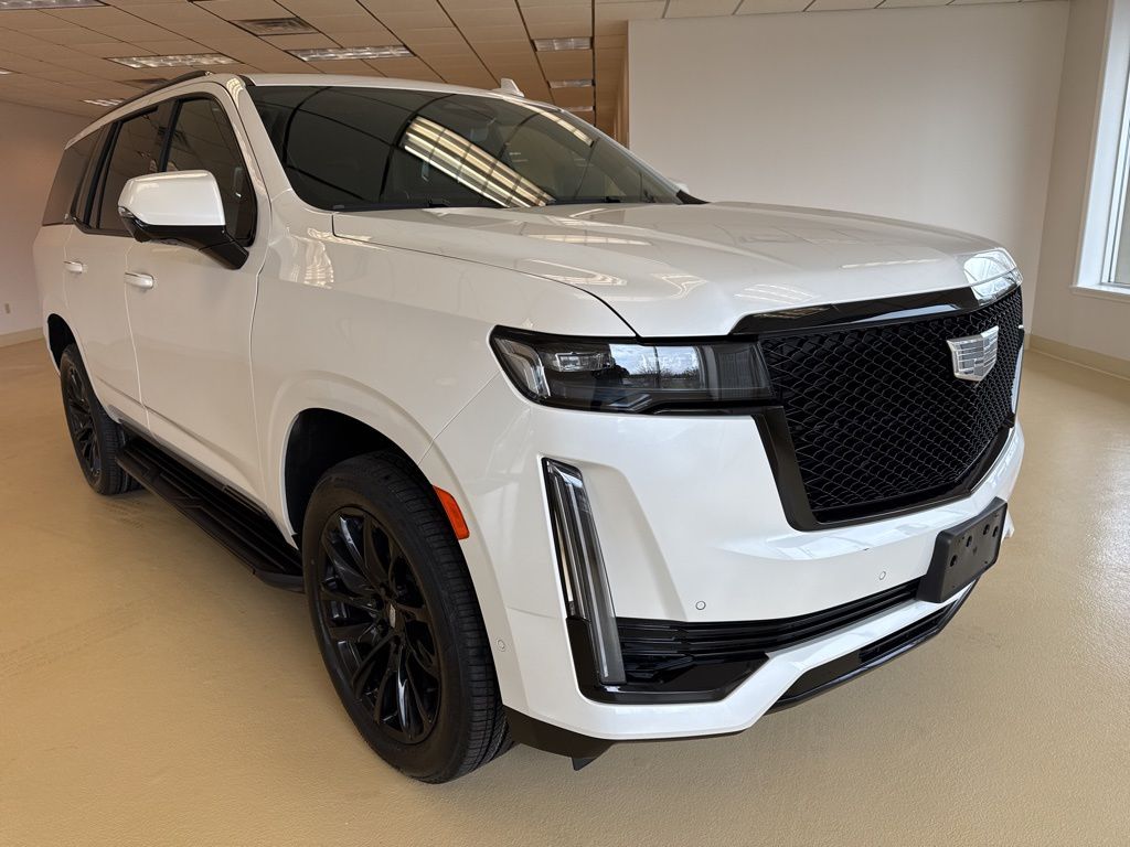 Crystal White Tricoat 2023 Cadillac Escalade Sport Platinum 4WD SUV / Crossover Four-Wheel Drive Automatic