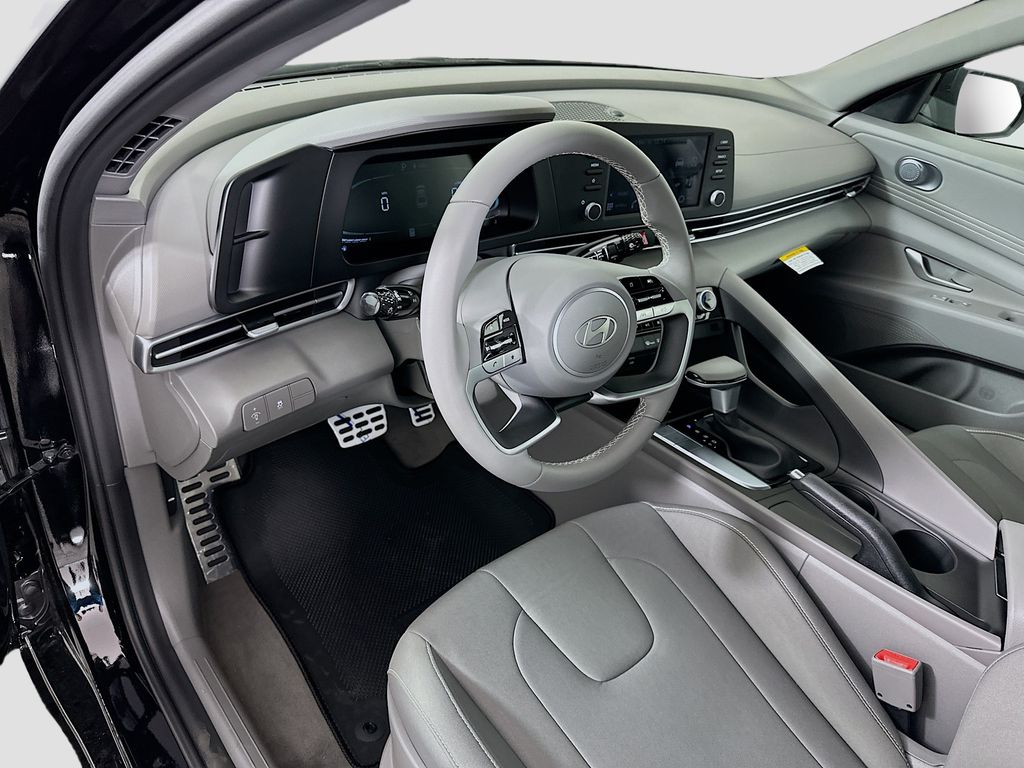 Thumbnail: 2026 Hyundai Elantra - 9