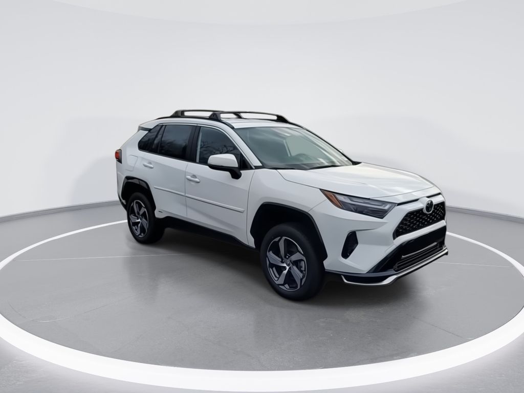 2025 Toyota RAV4 SE 2