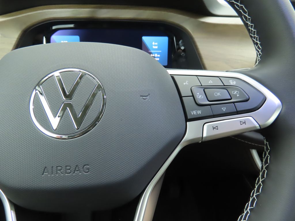 Thumbnail: 2026 Volkswagen Atlas - 12