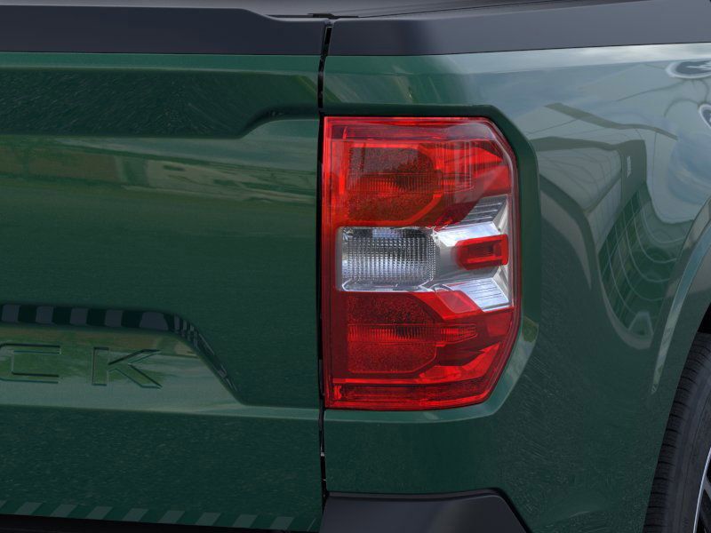 2025 Ford Maverick Lariat photo