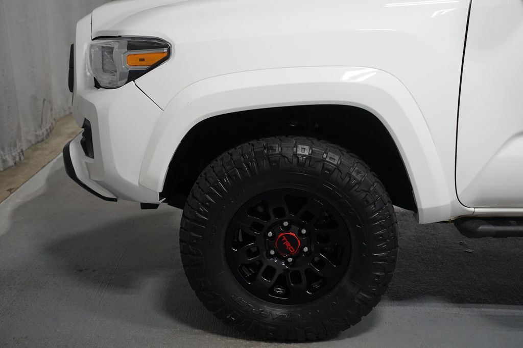 Thumbnail: 2021 Toyota Tacoma - 5