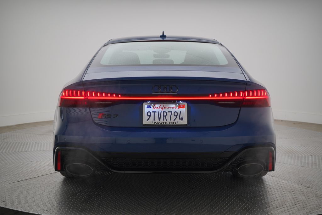 Thumbnail: 2025 Audi RS 7 - 4